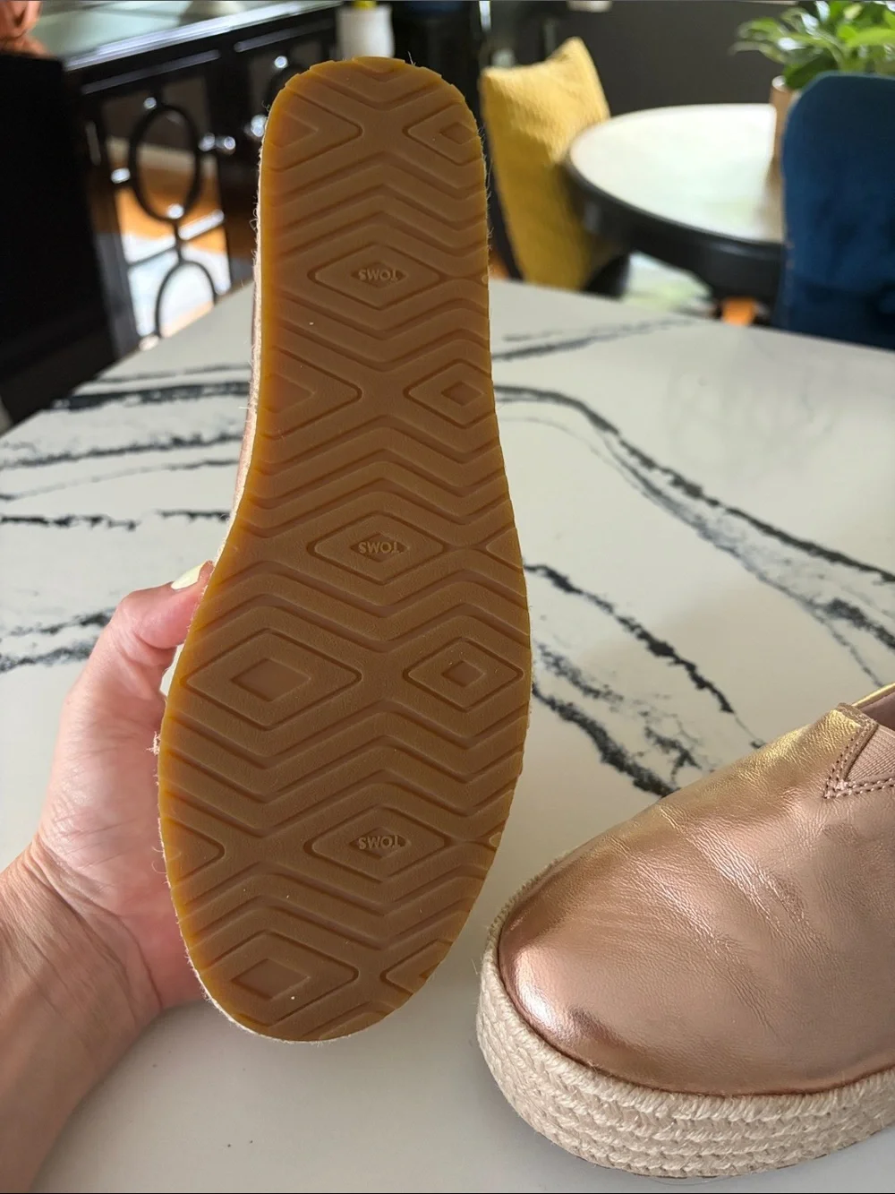 Size 7.5 Toms Metallic Rose Gold Espadrille Slip-Ons